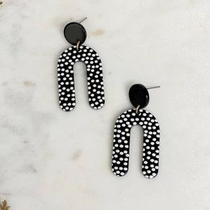 Black and White Dotted Arch Dangle Earrings